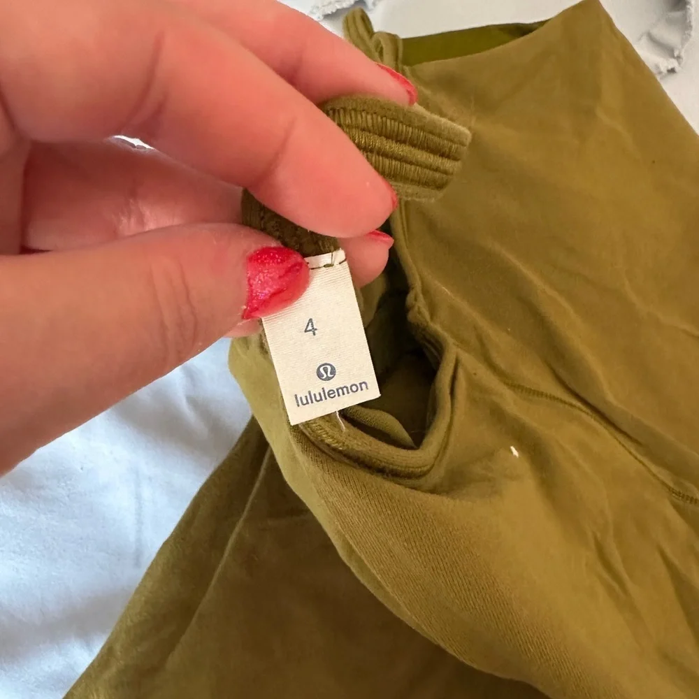 Lululemon Athletica tank